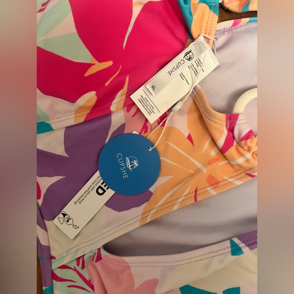 🆕 NWT Cupshe Floral One Piece Swimsuit pastel XL - Picture 4 of 6